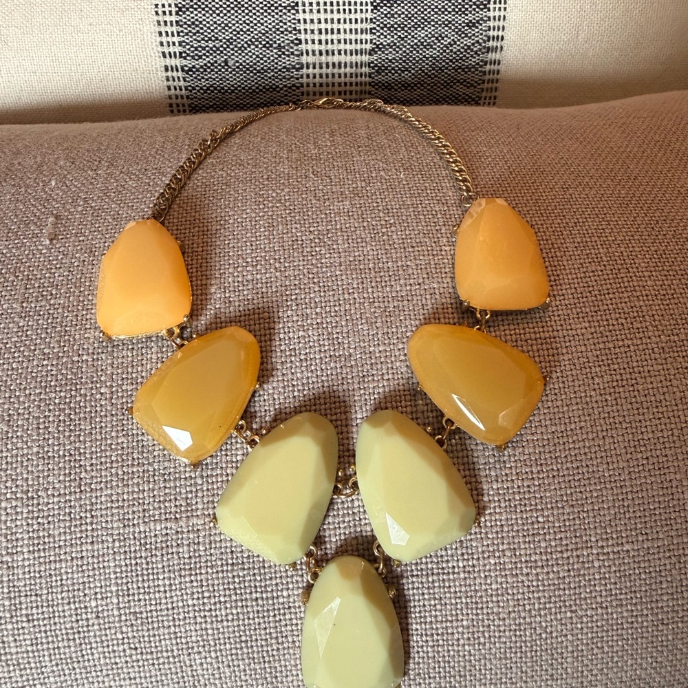Elegant Yellow and Gold Statement Necklace